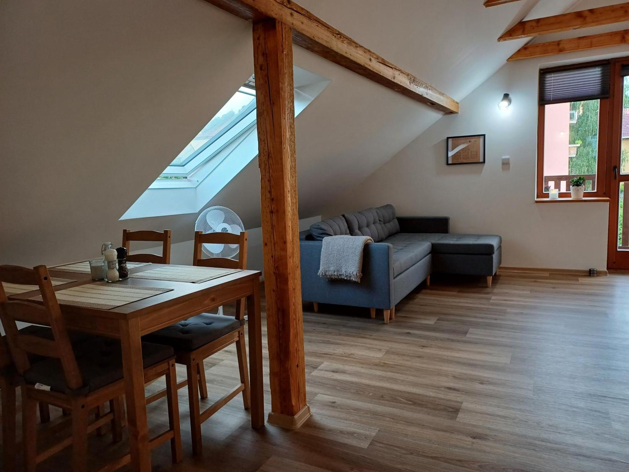 Loft Apartment Karlovy Vary Exterior photo