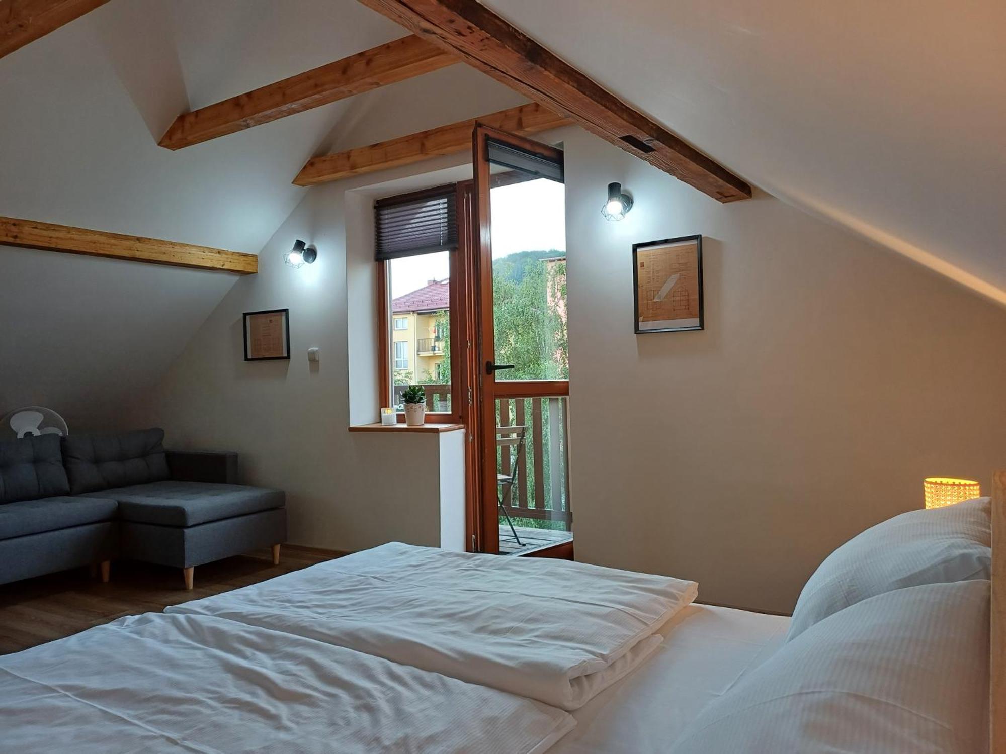 Loft Apartment Karlovy Vary Exterior photo